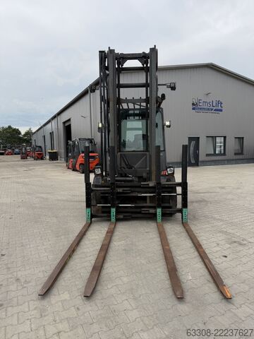 Chariot élévateur à fourche diesel Linde H70D-02