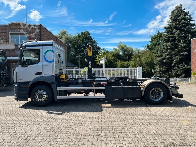 Kroklastbil MERCEDES-BENZ 1836 Antos Abroller 4x2