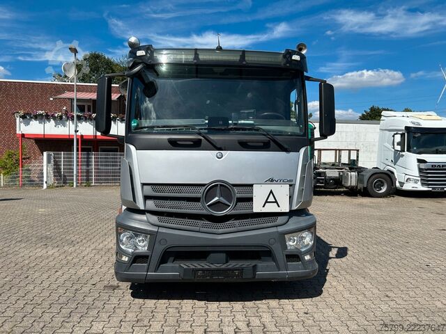 Kroklastbil MERCEDES-BENZ 1836 Antos Abroller 4x2