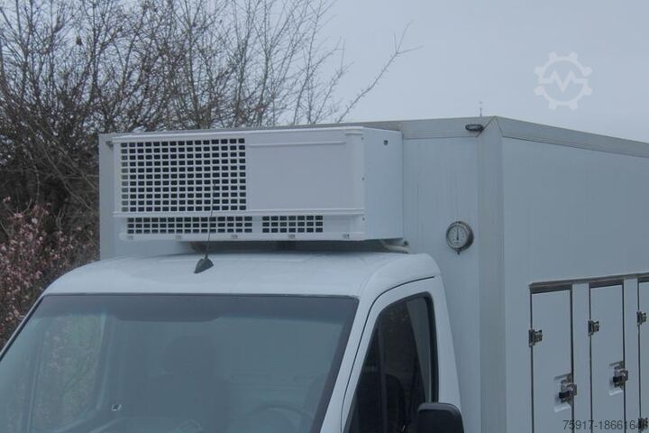 Hűtőfelépítményes furgon MERCEDES-BENZ Sprinter 516 CDI Carrier 4+4+2 Türen Euro 5