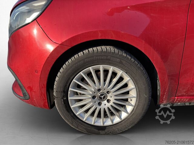 Kleinbus Mercedes-Benz V 220 d STYLE Lang ACC AHK AUT Akustikglas Kam.