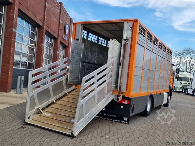 Veetransport DAF CF 400 4x2 - Menke Livestock 1 deck 16.48M2 - E...