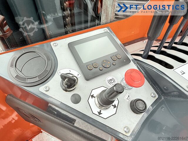 Empilhadeira multidirecional Combilift C4000 DIESEL TRIPLEX 6800 AIR CONDITION