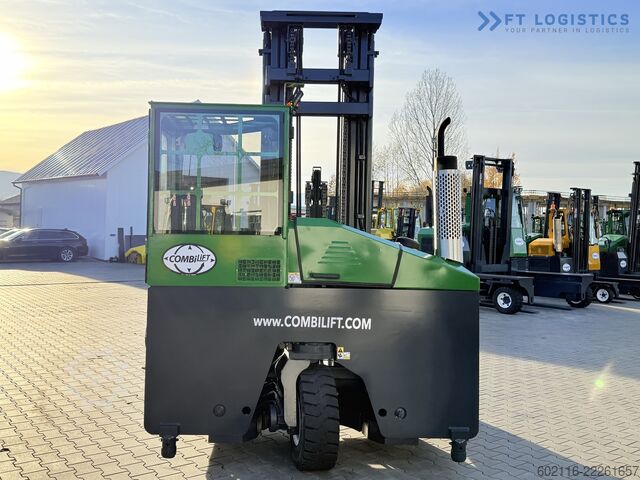 Empilhadeira multidirecional Combilift C4000 GAS TRIPLEX 6900 FREE-LIFT CABIN