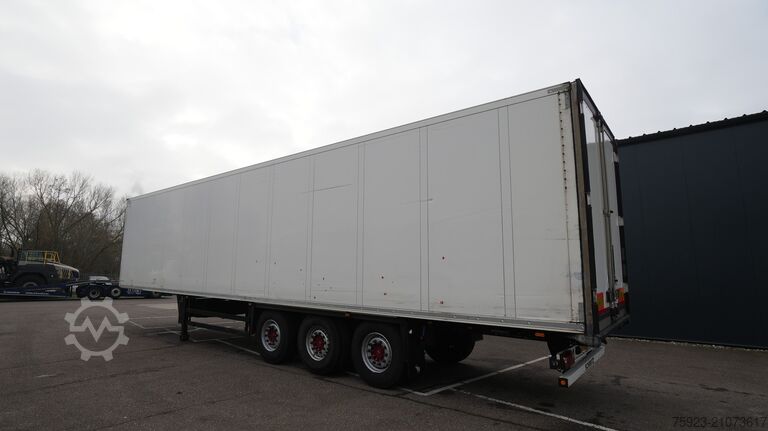 Gekoeld/bevroren transport Schmitz Cargobull 3 AXLE FRIGO TRAILER
