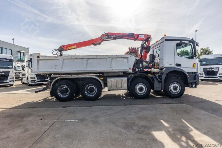 Kipper mit Kran MERCEDES ACROCS 3243 BB+BIBENNE+ BAE HYDR+FASSI 16T/m+2EXT
