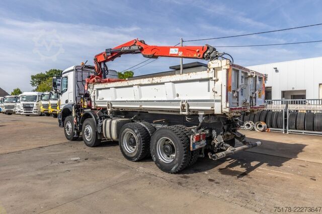 Kipper mit Kran MERCEDES ACROCS 3243 BB+BIBENNE+ BAE HYDR+FASSI 16T/m+2EXT