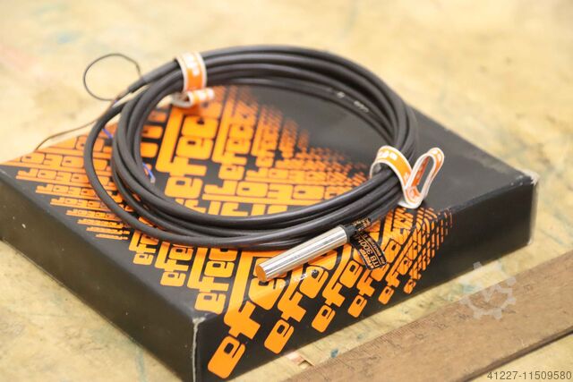 Induktiver Sensor Näherungsschalter efector ITB 3001-BPOG