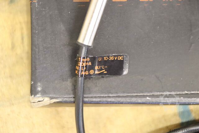 Induktiver Sensor Näherungsschalter efector ITB 3001-BPOG