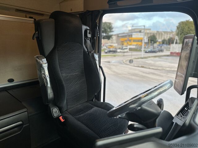 Standart çekici ünitesi Mercedes-Benz Actros 1851