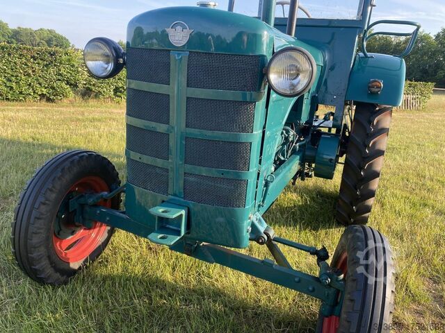Tractor Hanomag R 22 Hebe- Zapfwelle- Korn-Rad, Uzw.