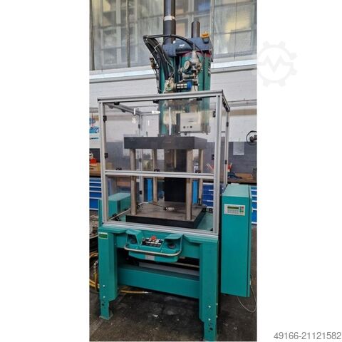 Prensa pneumática TOX MAG 030.202.A.001 (CE)