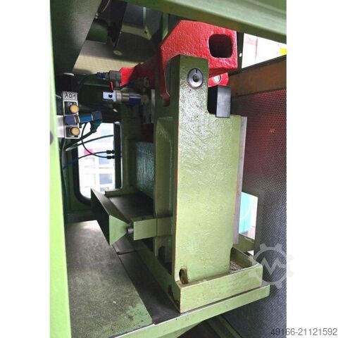 Prensa de perfuração automática de coluna dupla KAISER V 32 / 420