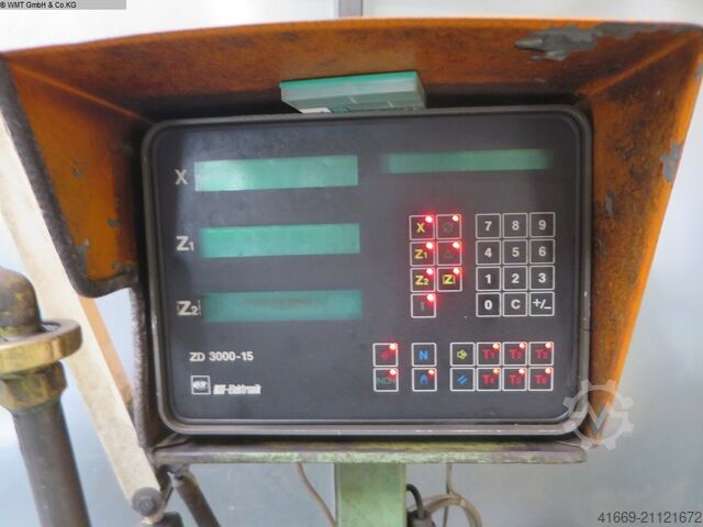 Center svarv och spindel svarv VDF- BOEHRINGER V 800