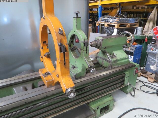 Center svarv och spindel svarv VDF- BOEHRINGER V 800