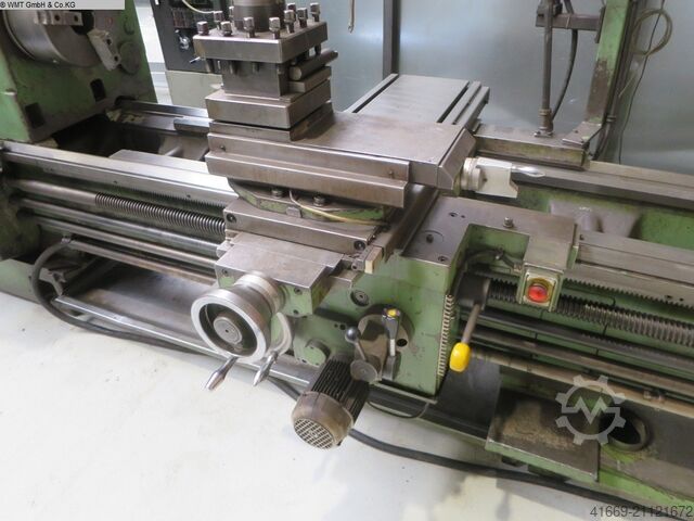 Center svarv och spindel svarv VDF- BOEHRINGER V 800