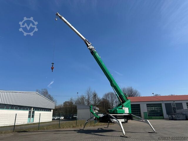 Camion équipé d'une grue Böcker RK 36-2400 / Raupenkran / UVV NEU