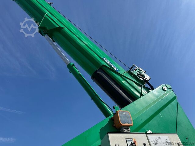 Camion équipé d'une grue Böcker RK 36-2400 / Raupenkran / UVV NEU