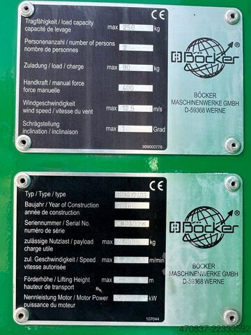Grue montée sur camion Böcker RK 36-2400 / Raupenkran / UVV NEU