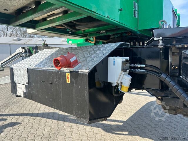 Grue montée sur camion Böcker RK 36-2400 / Raupenkran / UVV NEU