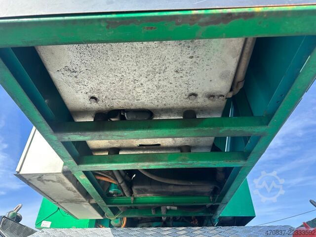 Grue montée sur camion Böcker RK 36-2400 / Raupenkran / UVV NEU