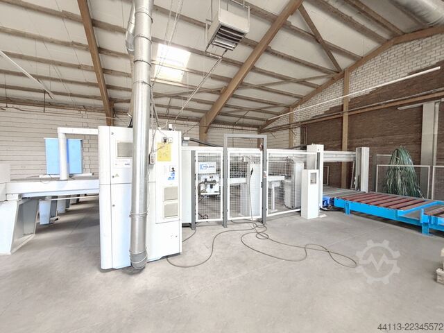 SCIE A PANNEAUX AVEC TABLE ELEVATRICE HOLZMA (Homag group) HPL 530 / 56 / 22 / X