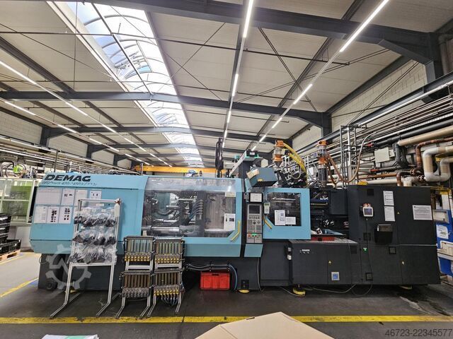 Macchina per stampaggio a iniezione DEMAG ergotech 420-1450h/320r