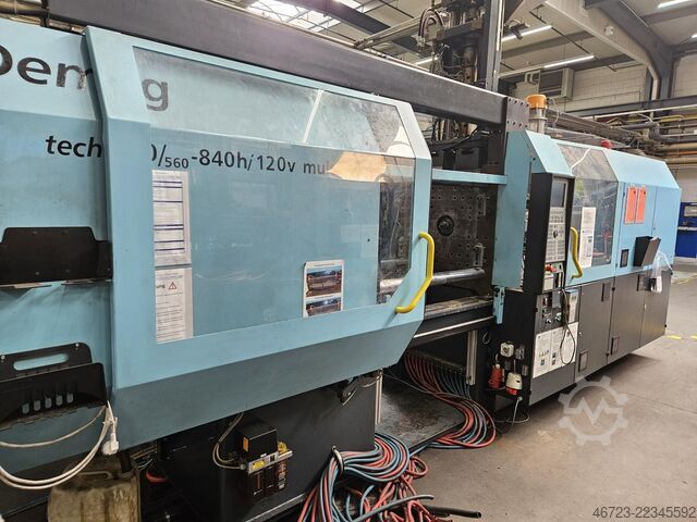 Machine de moulage par injection DEMAG ergotech 200/560-840/120v multi