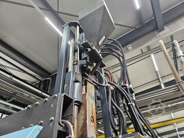 Machine de moulage par injection DEMAG ergotech 200/560-840/120v multi