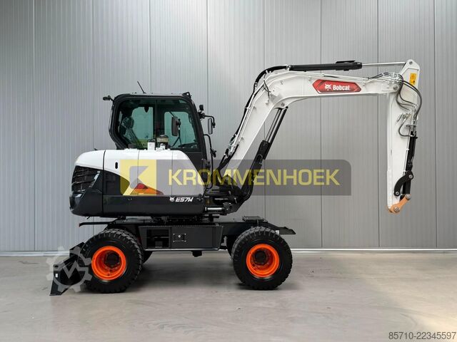 Escavatore gommato Bobcat E 57 W Nieuw
