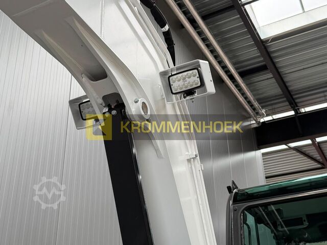 Escavatore gommato Bobcat E 57 W Nieuw