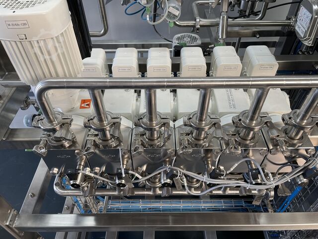 Impianto di dosaggio/diluizione in linea LEWA Pumpen Skids