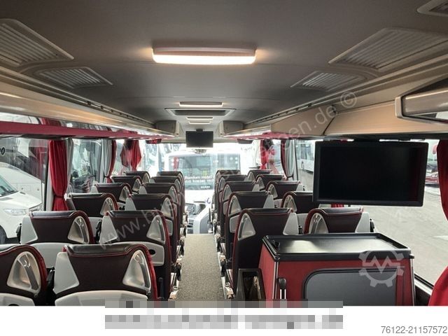 Távolsági autóbusz MERCEDES-BENZ Tourismo/Travego/R08/R09/516/Cityliner