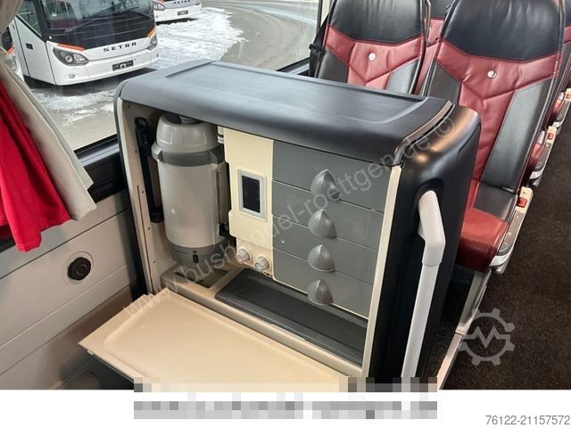 Távolsági autóbusz MERCEDES-BENZ Tourismo/Travego/R08/R09/516/Cityliner