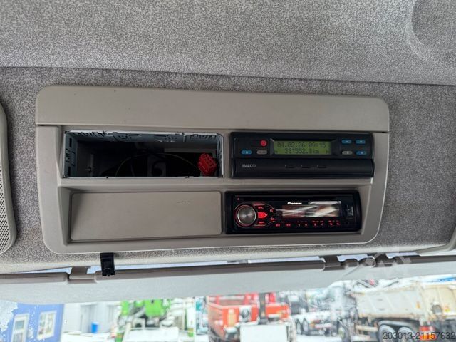 Teherautóra szerelt daru IVECO Stralis AT260T44 6x4 Kipper Kran Pakfinger 16052