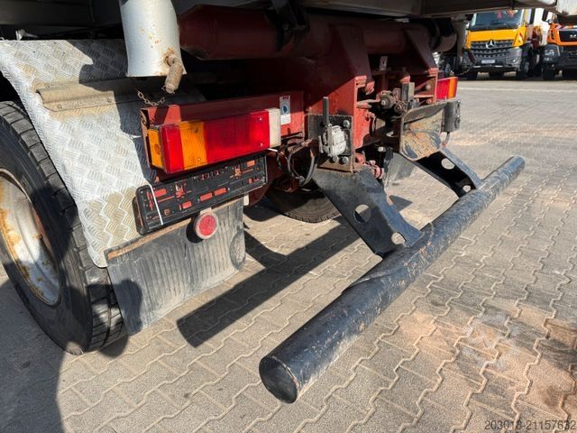 Macara montată pe camion IVECO Stralis AT260T44 6x4 Kipper Kran Pakfinger 16052