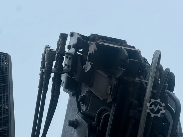 Macara montată pe camion IVECO Stralis AT260T44 6x4 Kipper Kran Pakfinger 16052