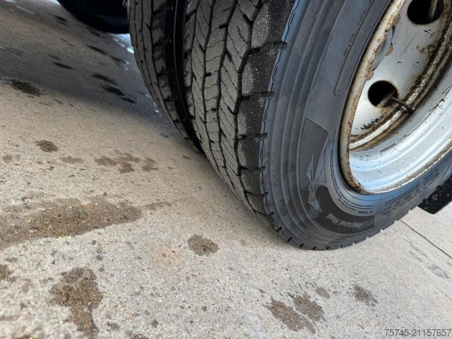 Italos szállító jármű MERCEDES-BENZ ATEGO 818 *  *MOTORBREMSE * 5 M L *GETRÄNKE