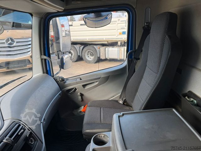 Italos szállító jármű MERCEDES-BENZ ATEGO 818 *  *MOTORBREMSE * 5 M L *GETRÄNKE