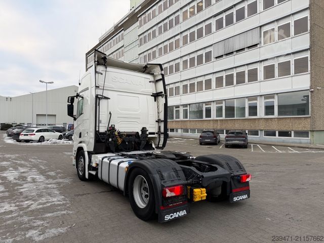 Standard nyergesvontató SCANIA R520 V8 2x Tank Retarder ACC Leder