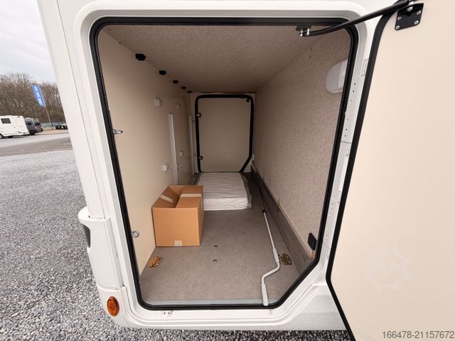 Félintegrált lakóautó FORSTER FT 699 EB *Einzelbetten-Hubbett-Automatik*