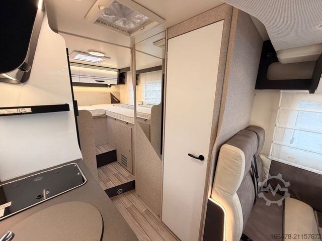 Félintegrált lakóautó FORSTER FT 699 EB *Einzelbetten-Hubbett-Automatik*