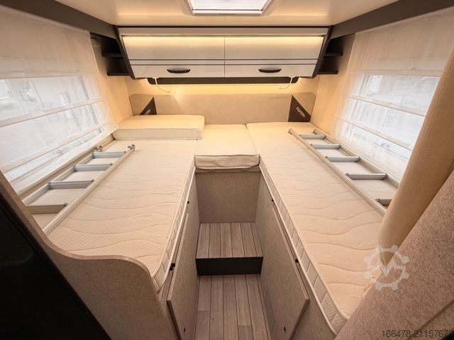 Félintegrált lakóautó FORSTER FT 699 EB *Einzelbetten-Hubbett-Automatik*