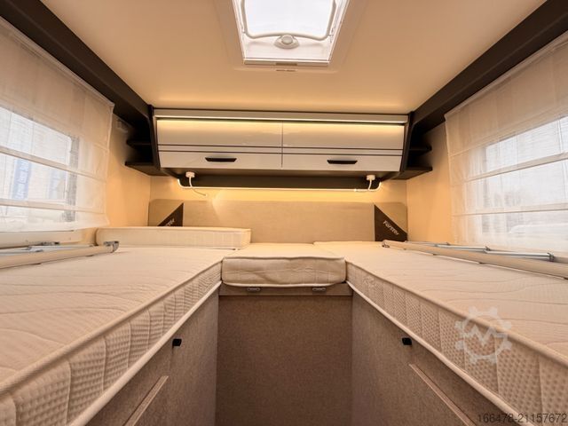 Félintegrált lakóautó FORSTER FT 699 EB *Einzelbetten-Hubbett-Automatik*