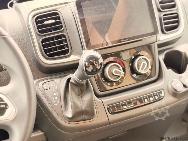 Félintegrált lakóautó FORSTER FT 699 EB *Einzelbetten-Hubbett-Automatik*