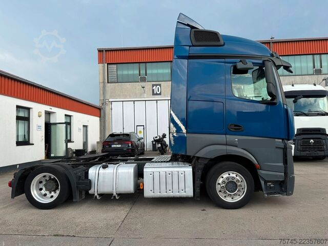 Ελκυστήρας μεγάλου όγκου MERCEDES-BENZ ACTROS 1842 * VOLUMEN * 2 X TANK * STANDKLIMA *