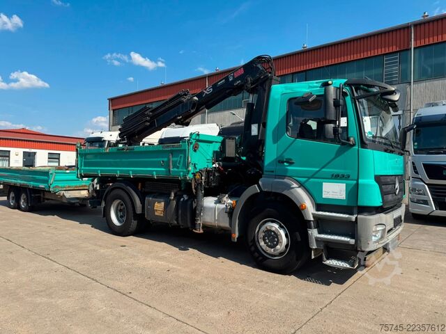Driezijdige kipper MERCEDES-BENZ AXOR 1833*DREISETENKIPPER*HIAB KRAN 12 M*MEILLER