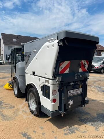 Openbaar nutsvoertuig Hako Hako Citymaster 1650 4x4 Kehrm. Service