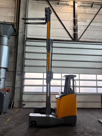 Stivuitoare cu patru direcții Jungheinrich ETV-Q25