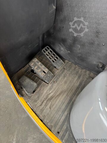 Stivuitoare cu patru direcții Jungheinrich ETV-Q25